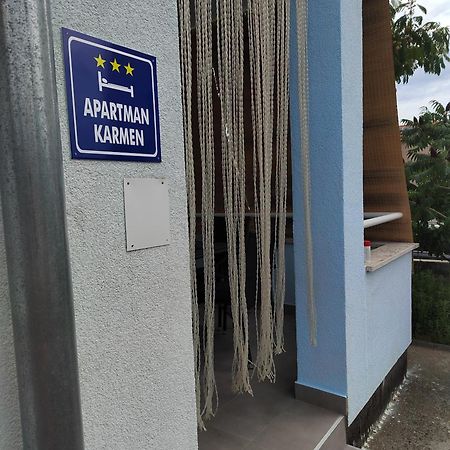 Ferienwohnung Apartman Karmen Srima Exterior foto