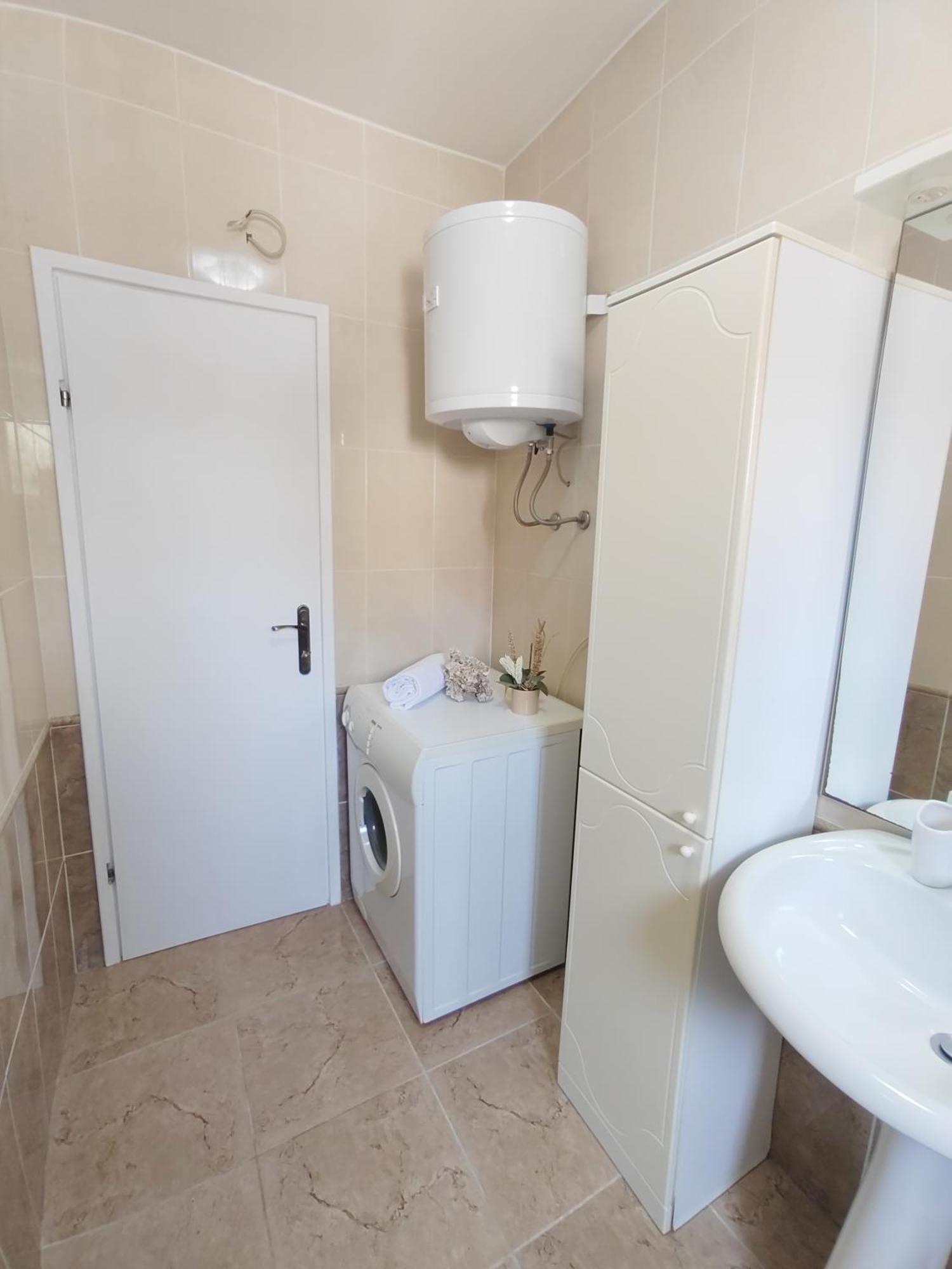 Ferienwohnung Apartman Karmen Srima Exterior foto